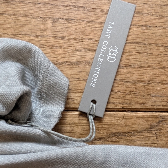 NWT Women's Tart Collection Elegant Gray Open Shoulder Women's Dress Size Small - Picture 3 of 6